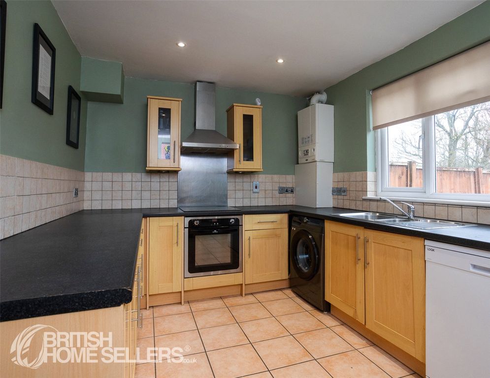 Property photo 3 of 39 Picture No. 32