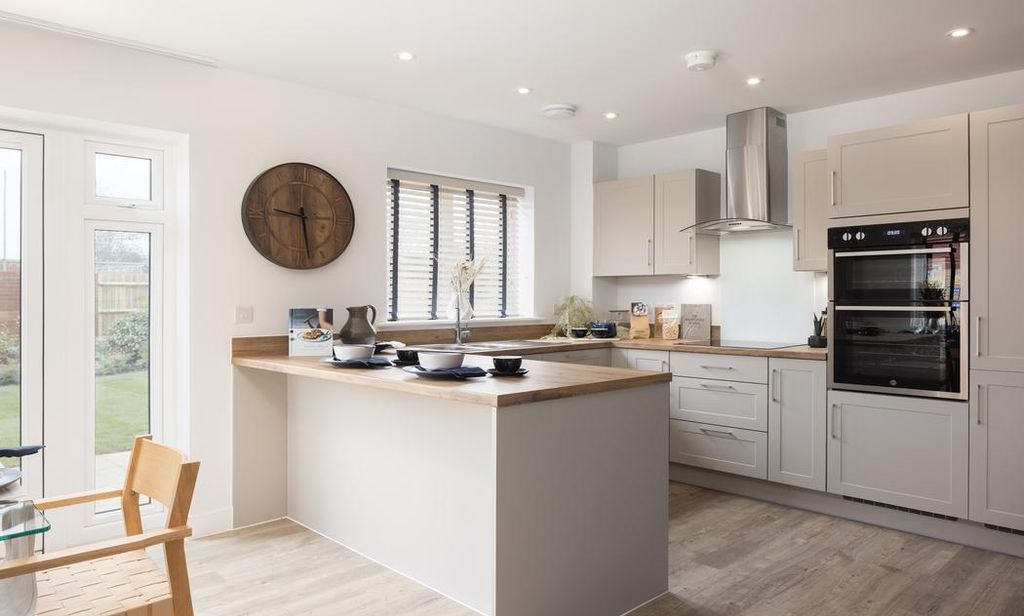 Property photo 3 of 8 Dandara - Zoopla -