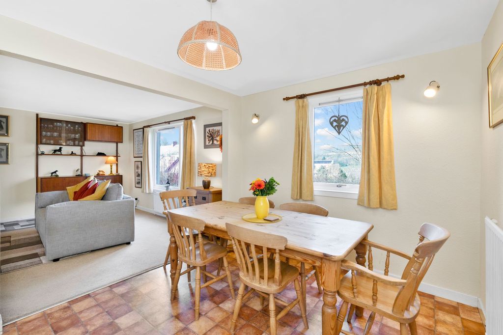 Property photo 3 of 29 Dining Room