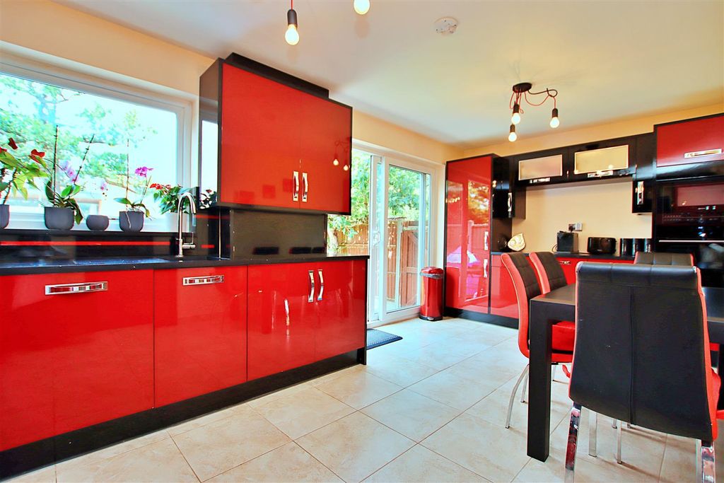 Property photo 2 of 12 Img_6677.Jpg