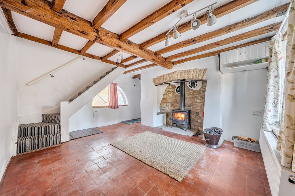 Property photo 2 of 10 Living Room