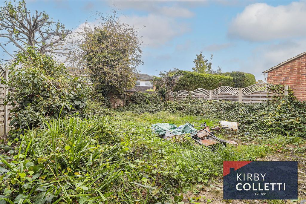 Property photo 3 of 3