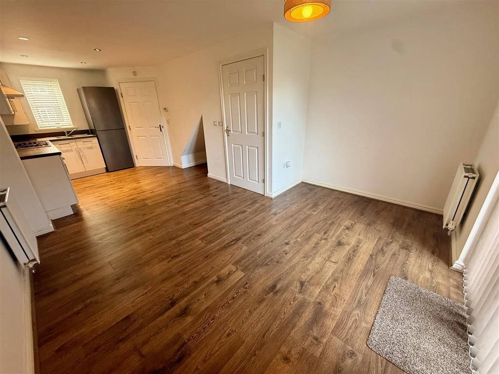 Property photo 3 of 15 Living Room