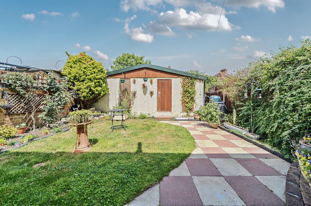Property photo 3 of 18 1315940-5-685c144...