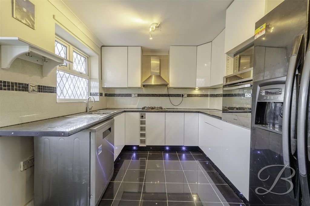 Property photo 2 of 25 Ccltd-7.Jpg