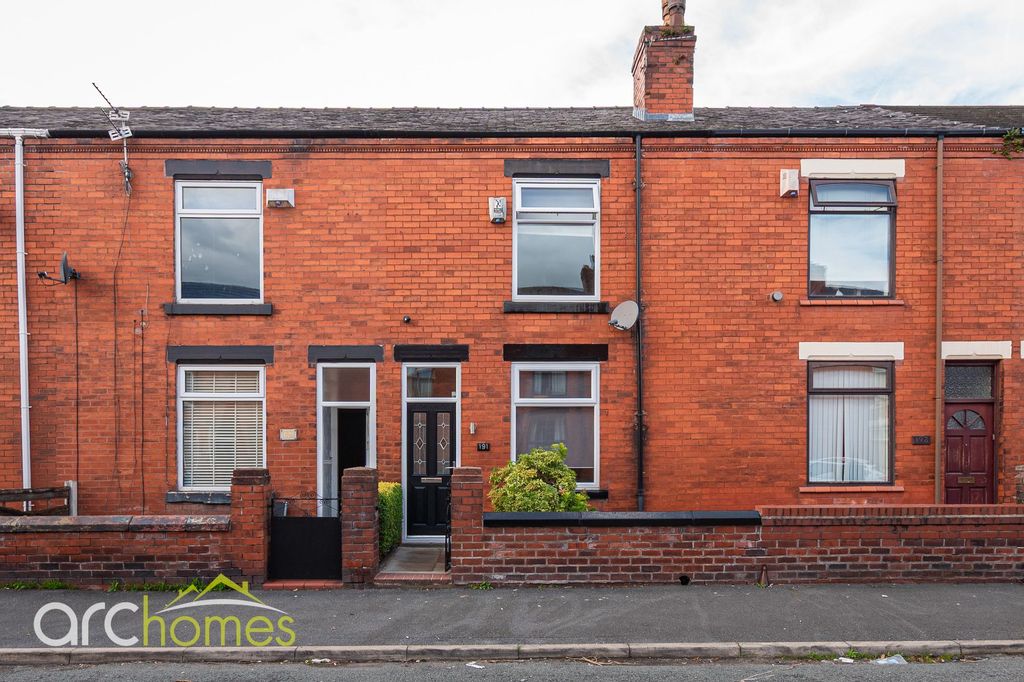 Property photo 1 of 16