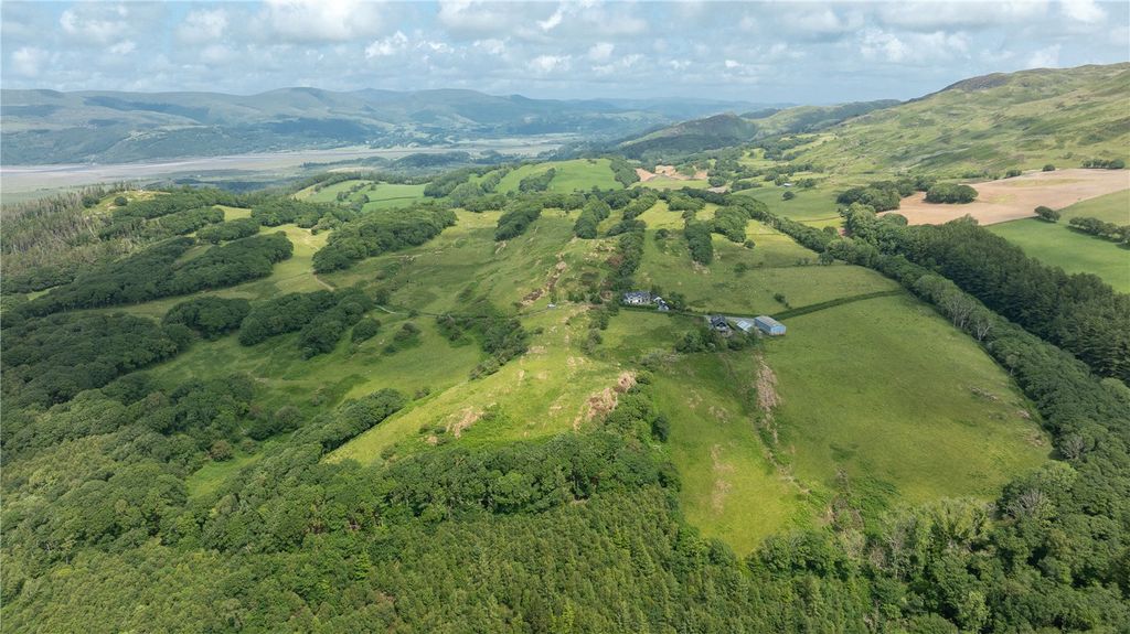 Property photo 2 of 20 Picture No. 03