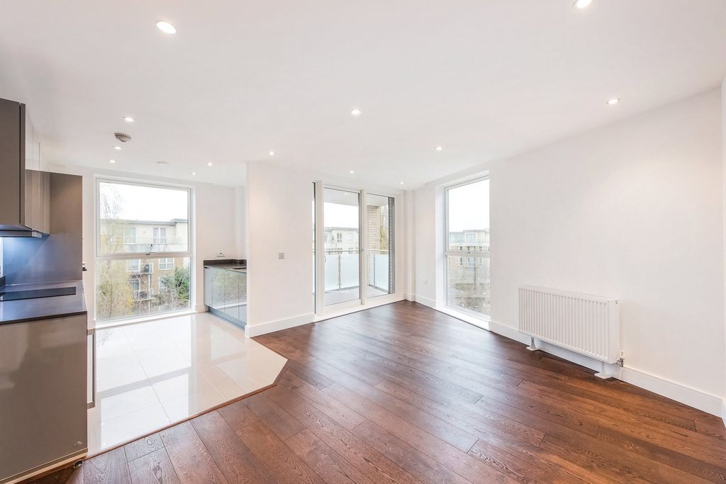 Property photo 2 of 12 Verdant House