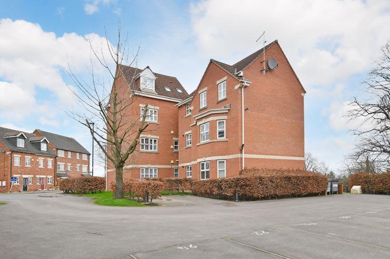 Property photo 1 of 13 Car Park