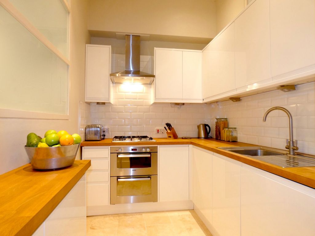 Property photo 3 of 11 Picture No. 27