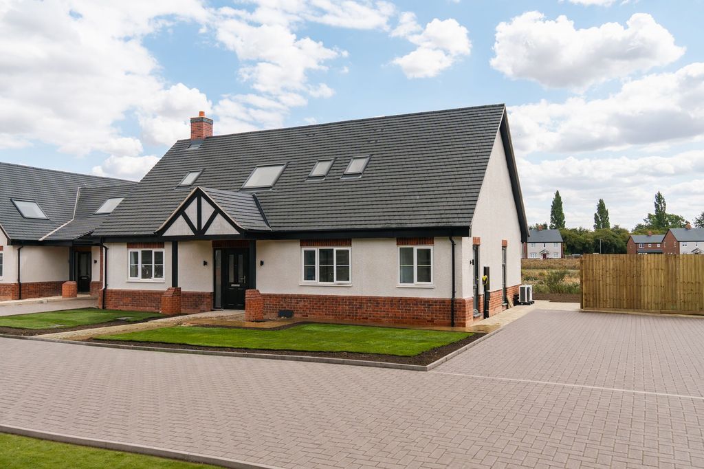 Property photo 1 of 50