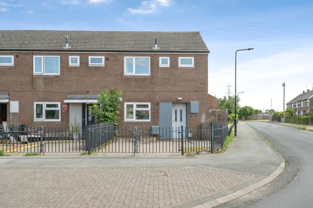 Property photo 1 of 12