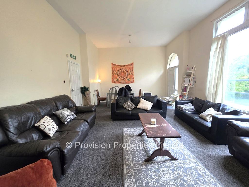 Property photo 1 of 19 Photo