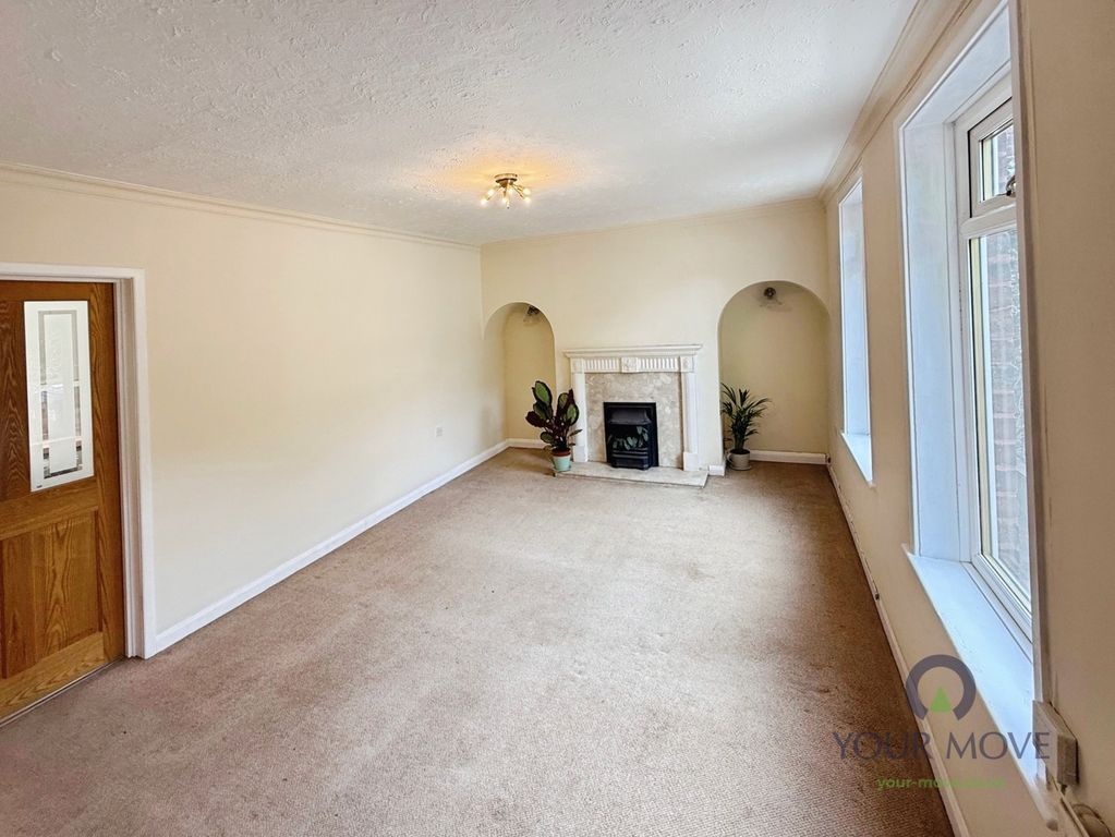 Property photo 2 of 14 Living Room
