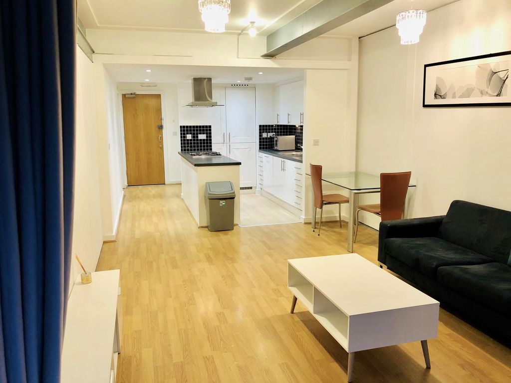 Property photo 2 of 9