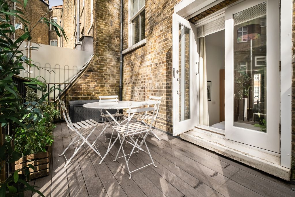 Property photo 3 of 20