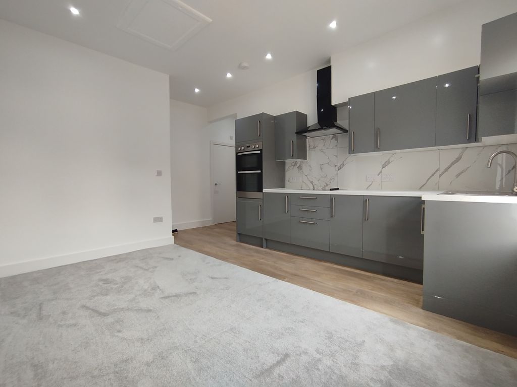 Property photo 2 of 10 Gallery