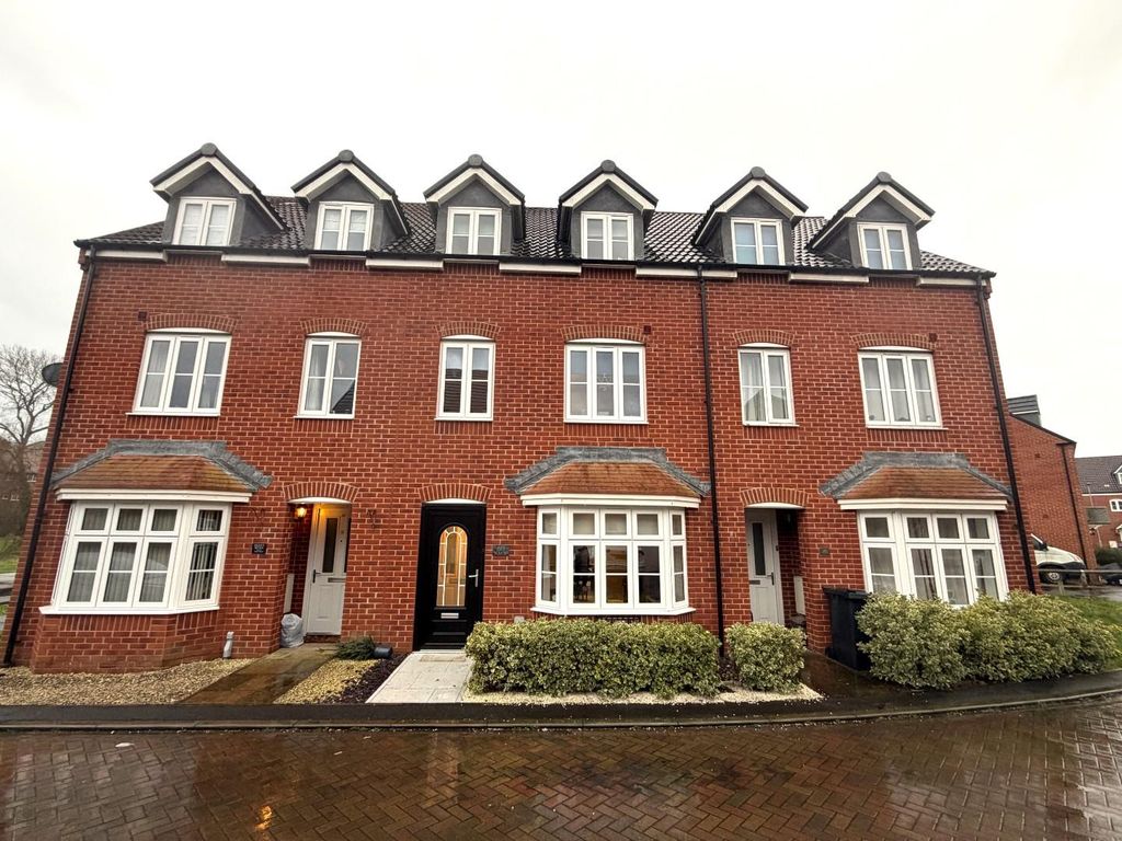 Property photo 1 of 18 Front.Jpeg