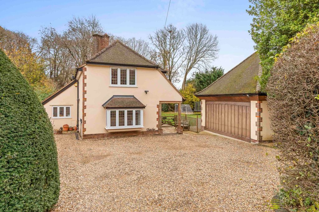 Property photo 2 of 24