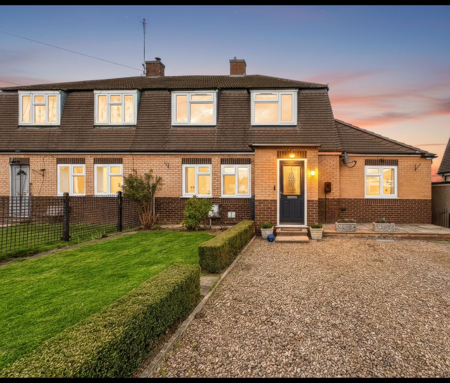 Property photo 2 of 28