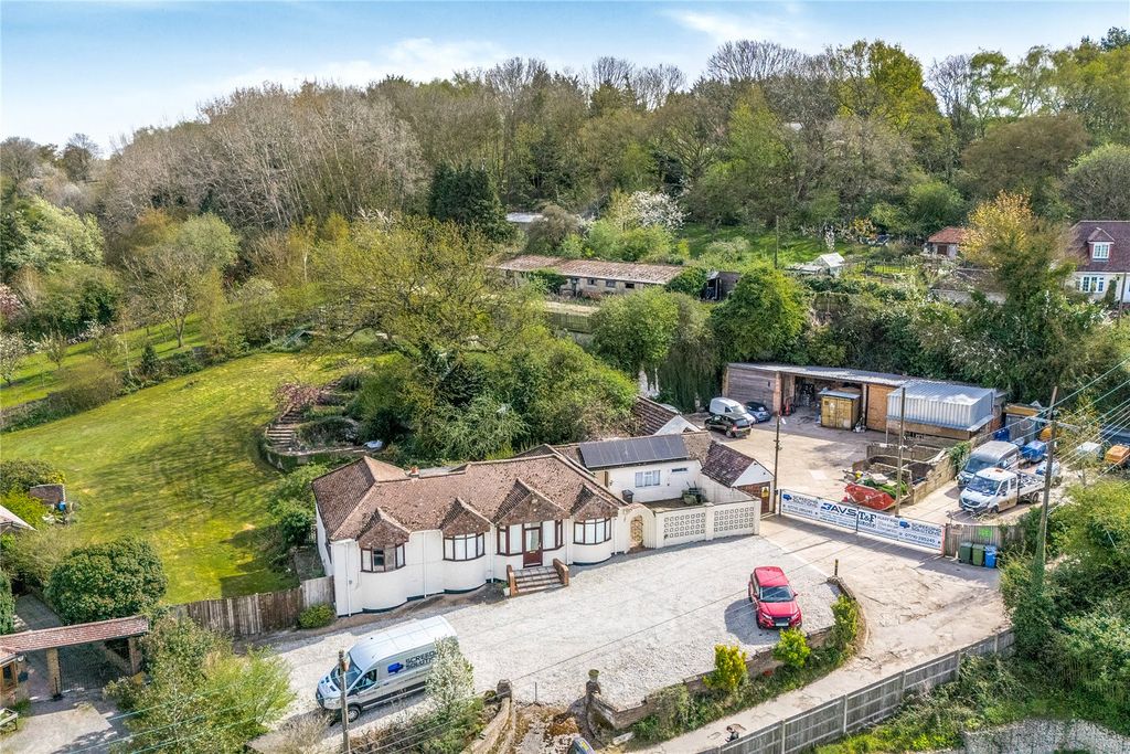 Property photo 1 of 38 Picture No. 62