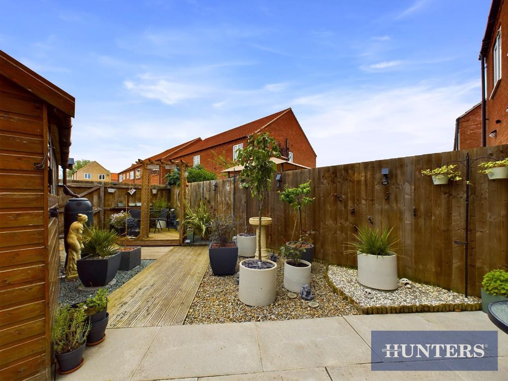 Property photo 3 of 16 Cam03696G0-Pr0111-Still028.Jpg