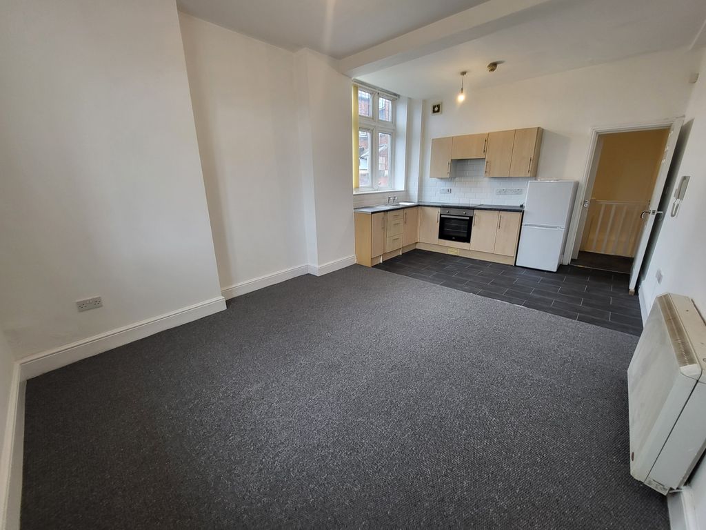 Property photo 2 of 12 Gallery