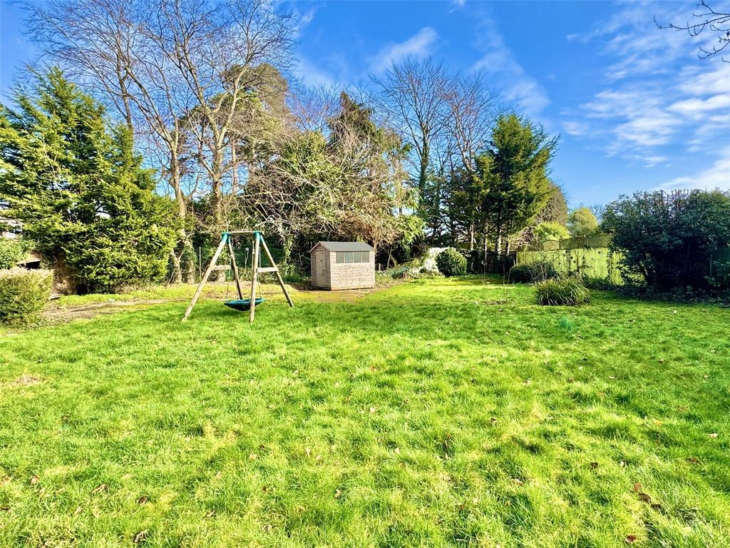 Property photo 3 of 22 Picture No. 04