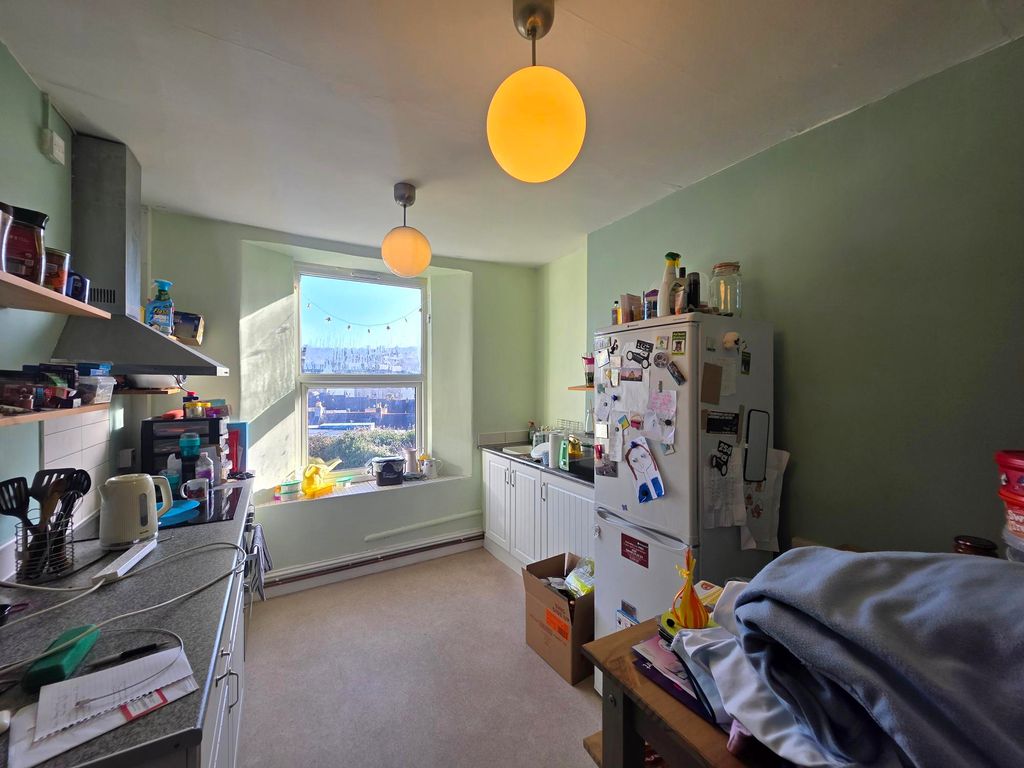 Property photo 2 of 5 Image