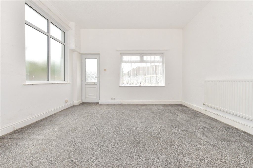 Property photo 1 of 9 Living Room