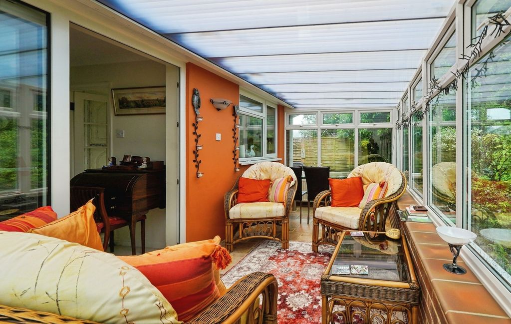 Property photo 2 of 19 Pbox-Img.Jpg