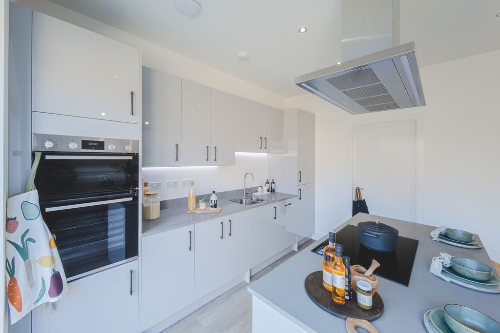 Property photo 3 of 24 250930W019