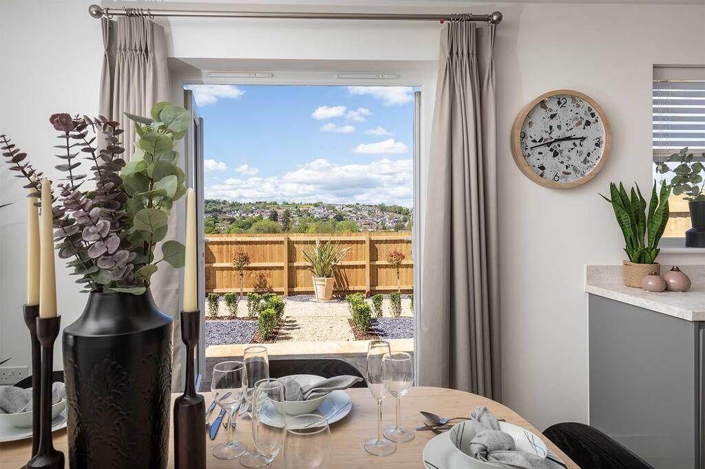 Property photo 3 of 7 Typical Interior_2