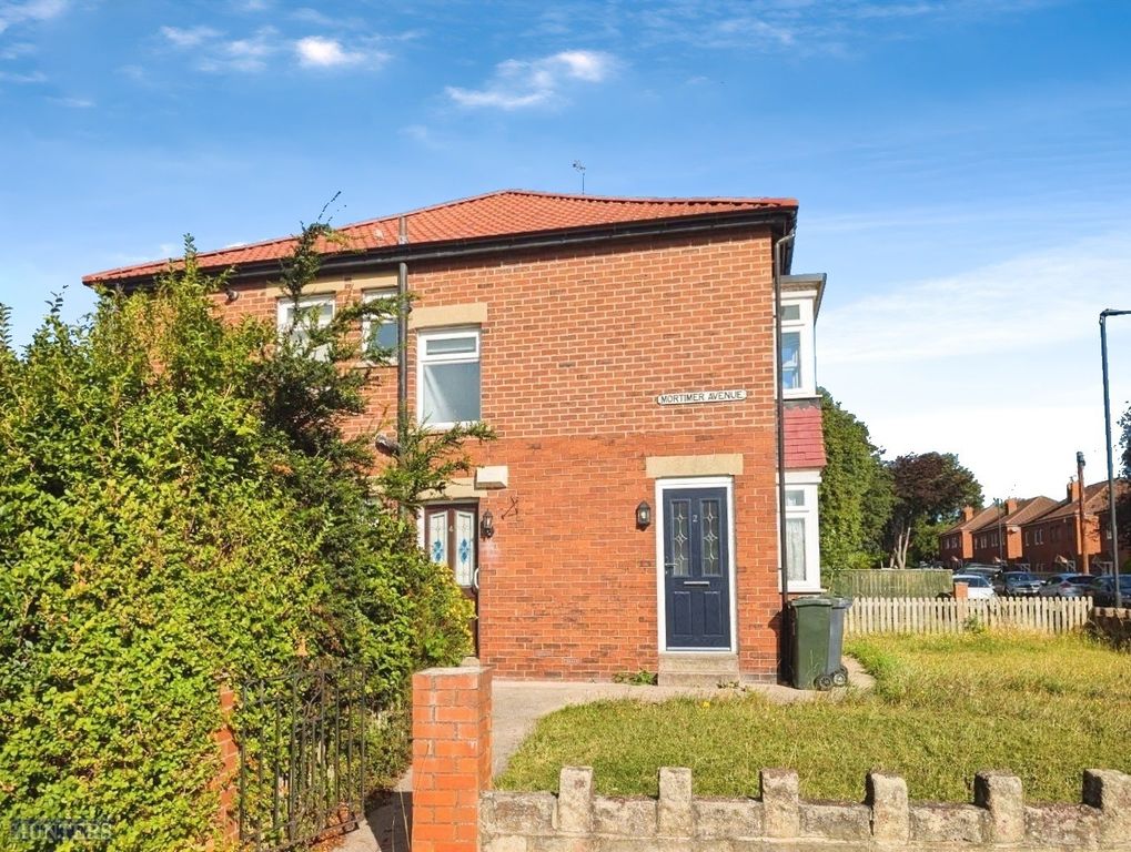 Property photo 1 of 11 External