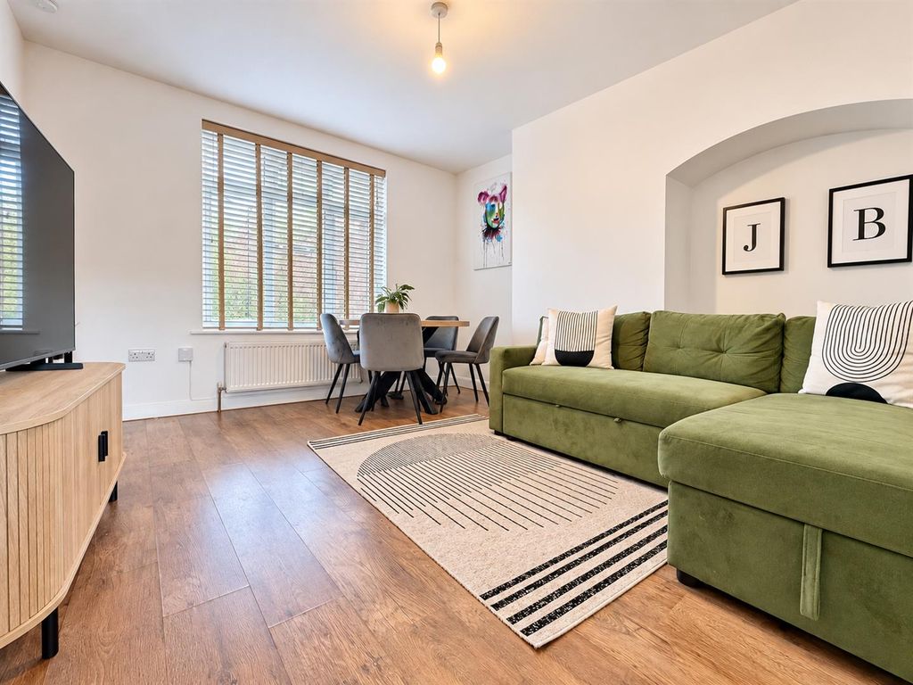Property photo 1 of 10 630A8A60-5108-49Fa-9Fb4-4D7Bfaa1F503.Jpeg