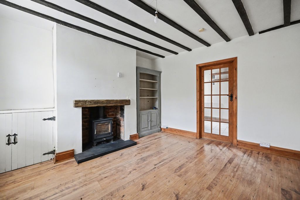 Property photo 2 of 16