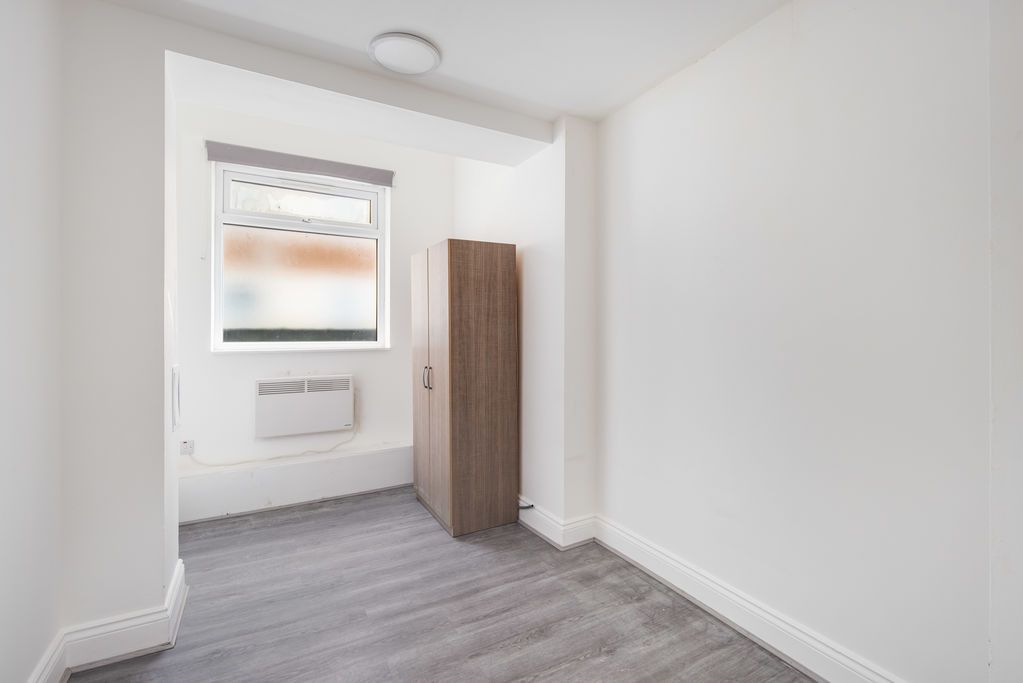 Additional image 14 of 5 bed flat to rentSharers Welcome IG1