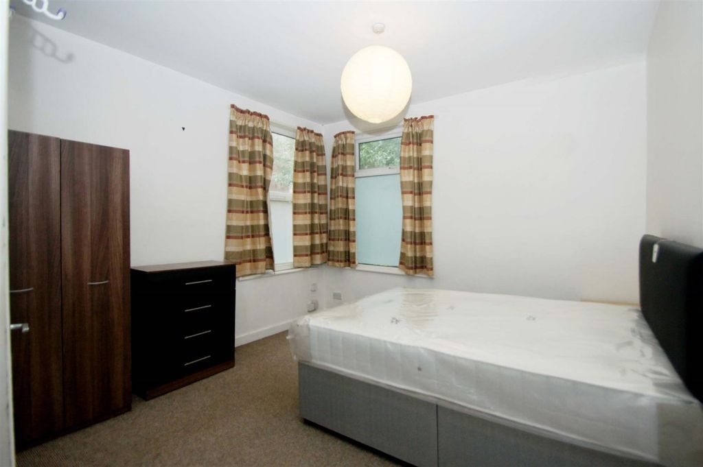Property photo 3 of 7 Picture No. 02
