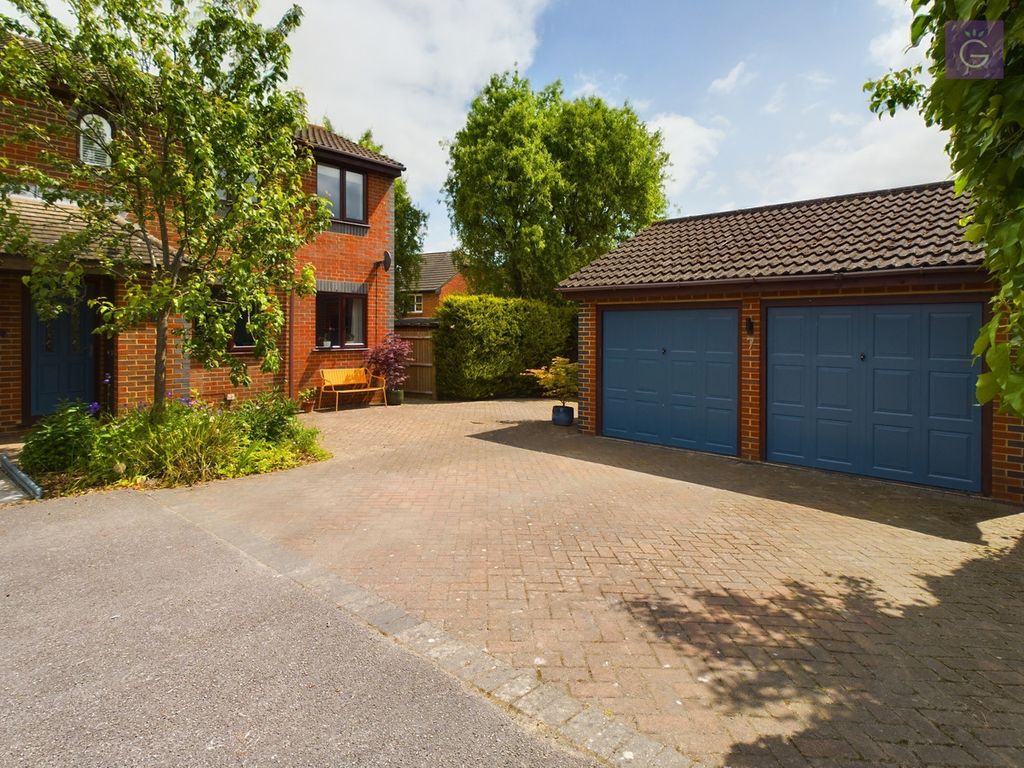 Property photo 1 of 23