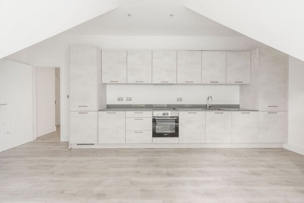 Additional image 5 of 1 bed flat for saleWest End Lane, Pinner HA5