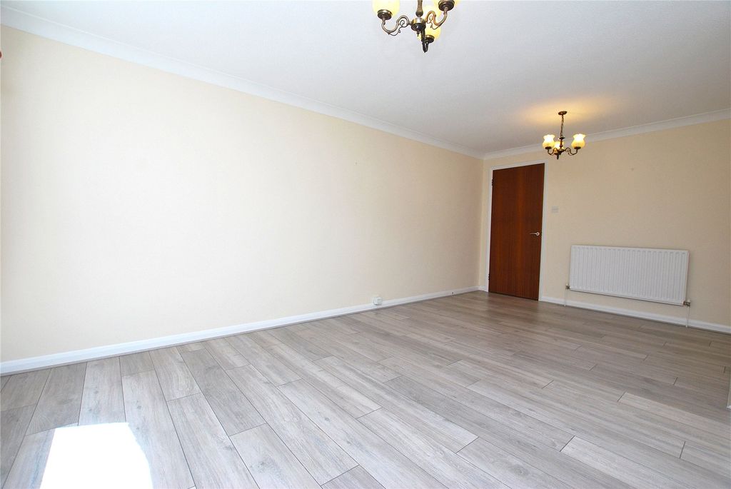 Property photo 3 of 8 Picture No. 07