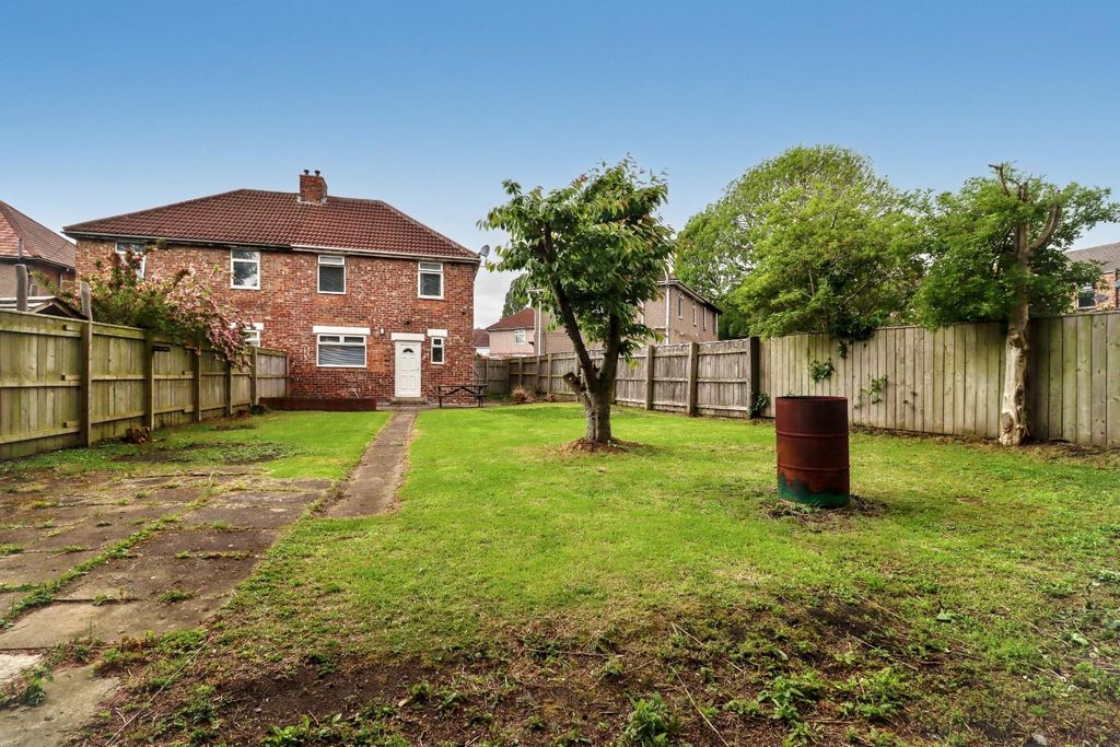 Property photo 3 of 16