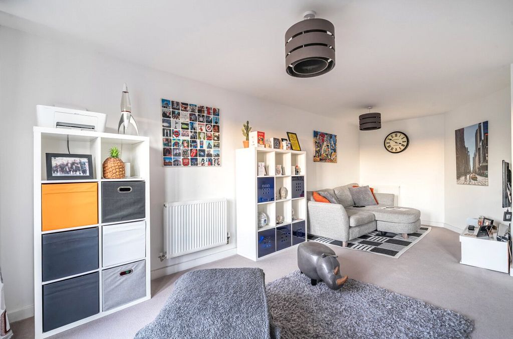 Property photo 3 of 18 Picture No. 16