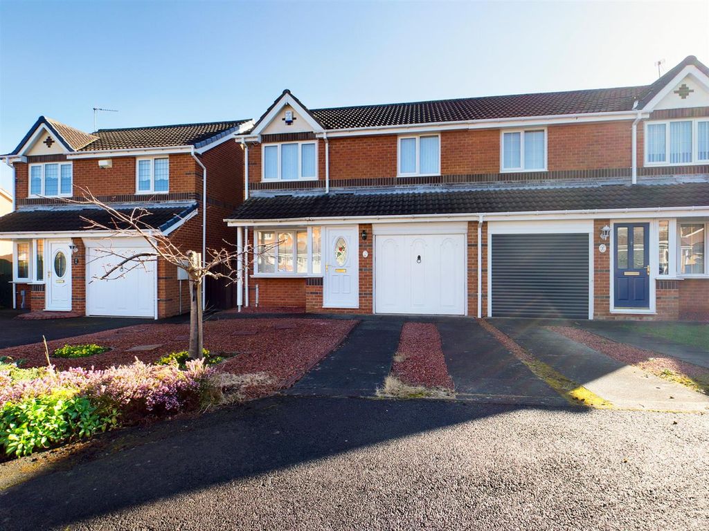 Property photo 3 of 11