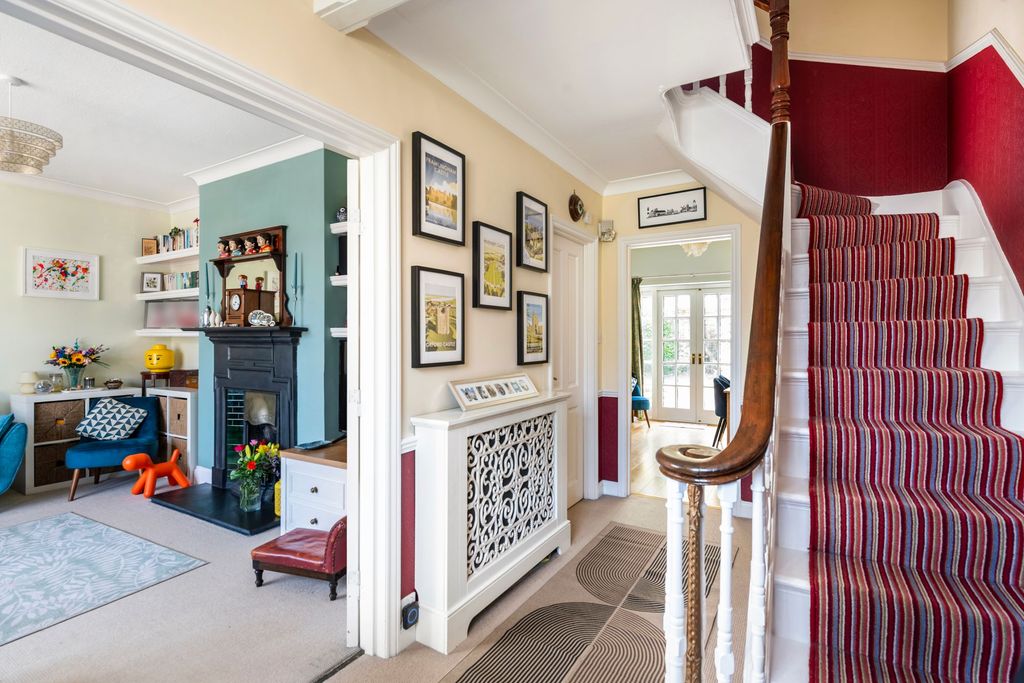 Property photo 3 of 30