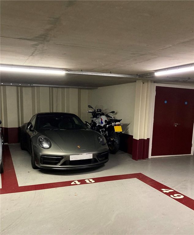 Property photo 1 of 3 Parking Space