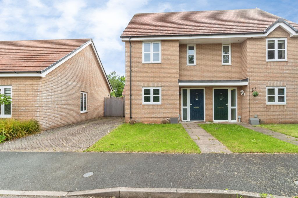 Property photo 1 of 15