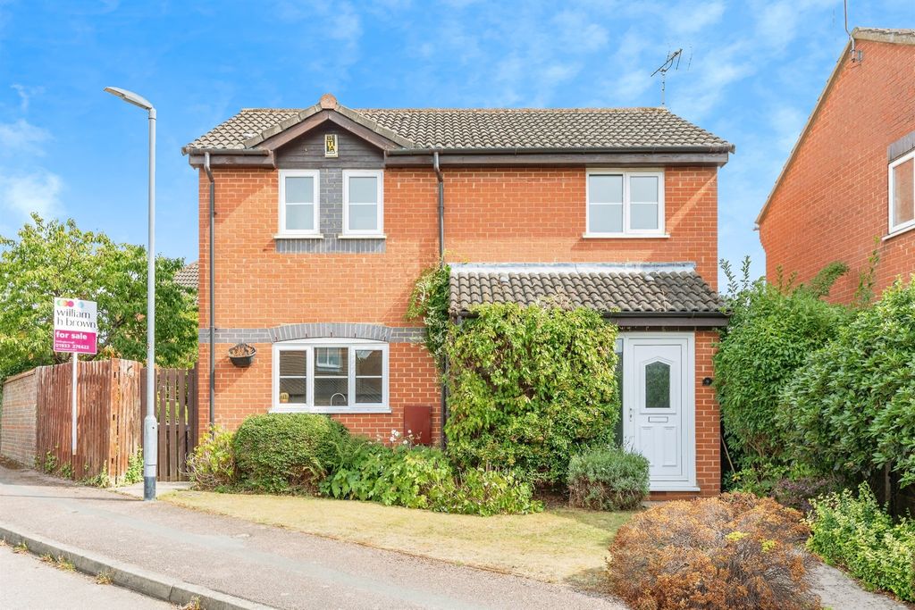 Property photo 1 of 17