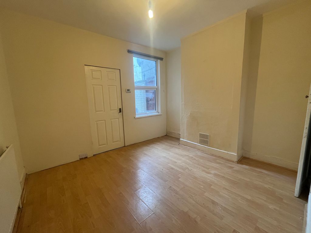 Property photo 2 of 7 Dining Room