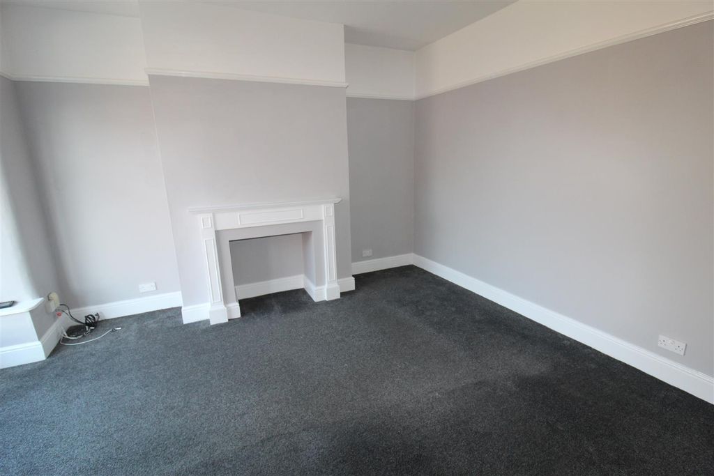 Property photo 2 of 11 Img_0476.Jpg